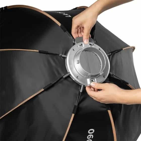Smallrig (4633) LA-O90 Octagonal Softbox - Fabric Grid, Removeable Diffusers, Wide Compatibility 7